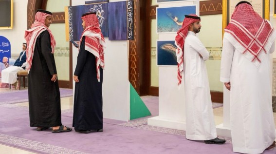 جولة المسرح : معرض فني يحتفي بالتراث والهوية الوطنية في الباحة جولة المسرح : معرض فني يحتفي بالتراث والهوية الوطنية في الباحة