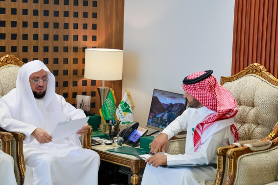 “بر القوباء” تبحث سبل التعاون مع جمعية البر بأبها لتطوير العمل الخيري . “بر القوباء” تبحث سبل التعاون مع جمعية البر بأبها لتطوير العمل الخيري .