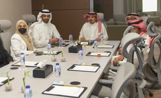 تجمع مكة الصحي يوقع اتفاقية نوعية لتوظيف الذكاء الاصطناعي في تعزيز تجربة المرضى