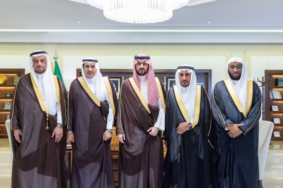 نائب أمير الشرقية يستعرض جهود “نور” الدعوية لعام 2024 نائب أمير الشرقية يستعرض جهود “نور” الدعوية لعام 2024