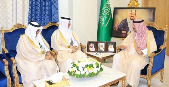 أمير نجران يستقبل أمين منطقة عسير ويشيد بالنهضة التنموية الشاملة بالمملكة أمير نجران يستقبل أمين منطقة عسير ويشيد بالنهضة التنموية الشاملة بالمملكة