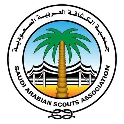 فتيات الكشافة السعودية ينظمن الحشود في رحاب الحرم فتيات الكشافة السعودية ينظمن الحشود في رحاب الحرم