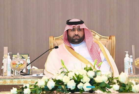 أمير جازان يستقبل المهنئين بعيد الأضحى ويهنئ القيادة الرشيدة أمير جازان يستقبل المهنئين بعيد الأضحى ويهنئ القيادة الرشيدة