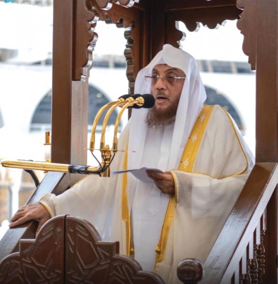 خياط في خطبة الجمعة: الأعوام تمضي والعاقل من يتزود للآخرة خياط في خطبة الجمعة: الأعوام تمضي والعاقل من يتزود للآخرة