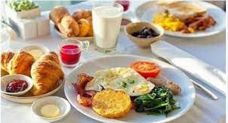 دراسة حديثة تكشف فوائد الإفطار قبل ال 8 صباحًا