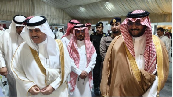 محافظ أملج يفتتح مهرجان المانجو الرابع