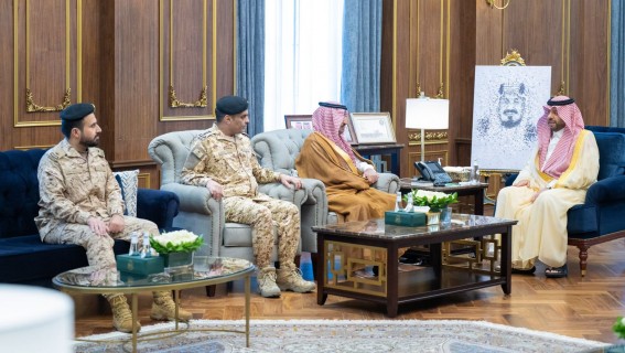 أمير منطقة الحدود الشمالية يثمن جهود الفوج 37 بالحرس الوطني في تعزيز الأمن