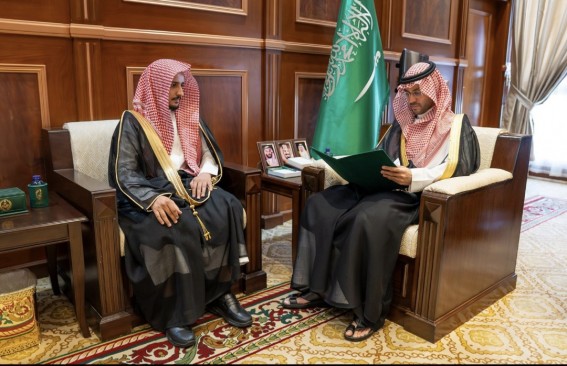 نائب أمير حائل يطّلع على خطط تطوير محكمة الأحوال الشخصية