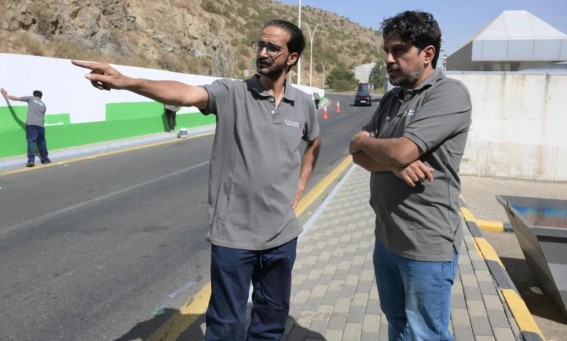 ثقافة وفنون الباحة تُجسّد هوية المنطقة بجدارية فنية بطول 200 متر