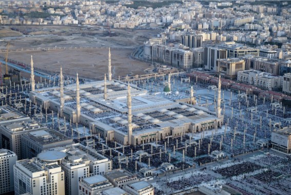 61 ألف مستفيد من الإرشاد المكاني في المسجد النبوي 61 ألف مستفيد من الإرشاد المكاني في المسجد النبوي