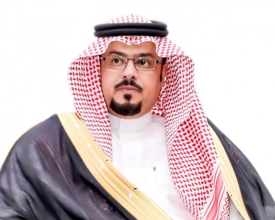 أمين الباحة يتابع مشاريع الإسكان ميدانيًا