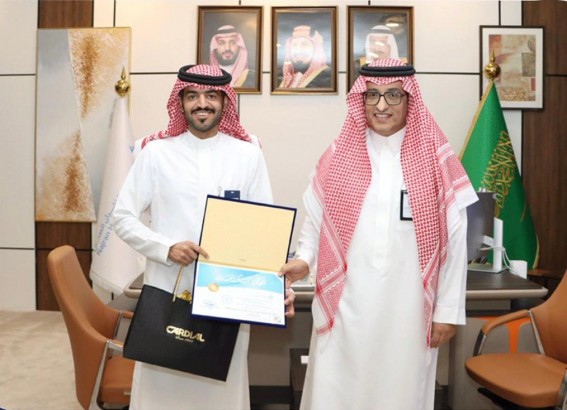 تجمع نجران الصحي يكرّم ضابط الاتصال  تقديرًا لجهوده المتميزة