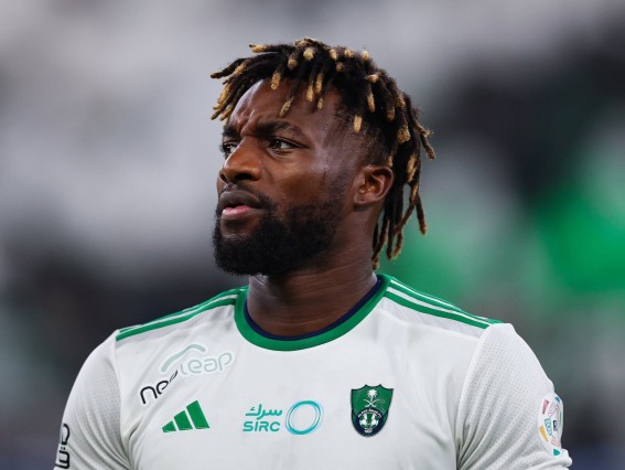 الأهلي يفتح الباب لرحيل سانت ماكسيمان بعد خروجه من حسابات يايسله الأهلي يفتح الباب لرحيل سانت ماكسيمان بعد خروجه من حسابات يايسله