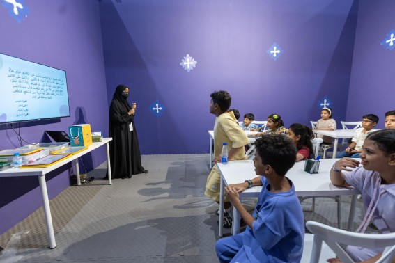 "معمل الحكايا" في معرض الكتاب 2025: ربط خيال الأطفال بالعربية