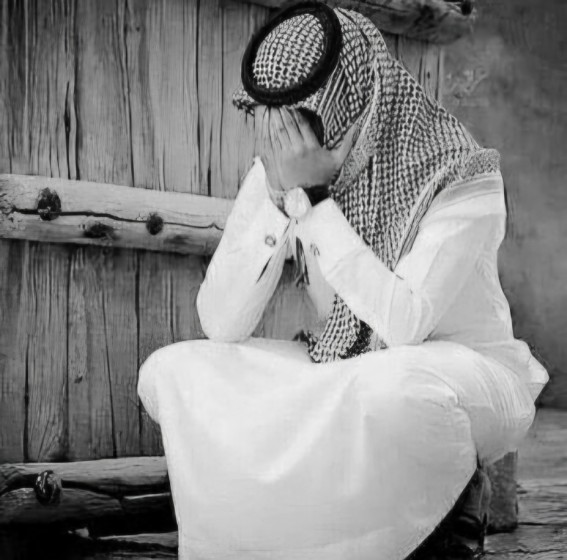 حين يتكلم الصمت وتبكي الذاكرة حين يتكلم الصمت وتبكي الذاكرة