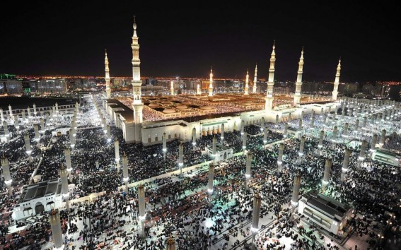 توافد أكثر من 21.5 مليون مصلٍ على المسجد النبوي في شهر محرم توافد أكثر من 21.5 مليون مصلٍ على المسجد النبوي في شهر محرم
