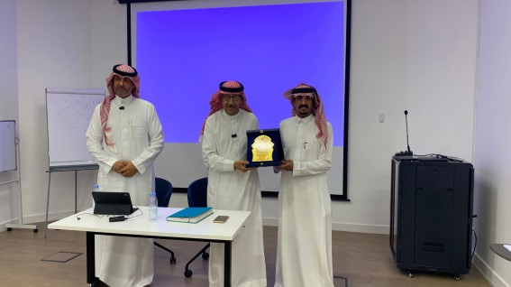 ندوة “سوق دومة الجندل التاريخي” تستقطب المهتمين بالتراث في سكاكا