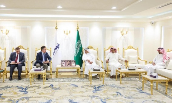 غرفة أبها وسفير البيرو يناقشان فرص الاستثمار بعسير غرفة أبها وسفير البيرو يناقشان فرص الاستثمار بعسير