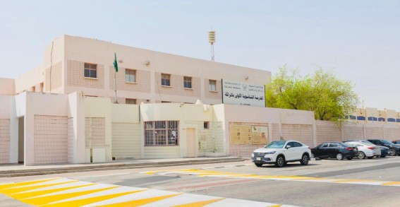 بلدية الخبر تنفذ صيانة ودهان 84 معبرًا ومطب تهدئة أمام المدارس بلدية الخبر تنفذ صيانة ودهان 84 معبرًا ومطب تهدئة أمام المدارس