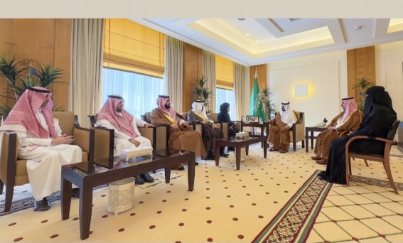 نائب أمير القصيم يستعرض جهود وزارة السياحة بالمنطقة