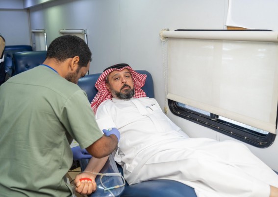 أمين الشرقية يشارك في الحملة الوطنية للتبرع بالدم