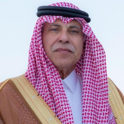 وزير التجارة يتفقد فرع الوزارة والمركز السعودي للأعمال الاقتصادية في عسير