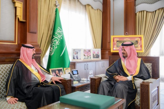 أمير المدينة يستقبل مدير فرع وقاء الجديد أمير المدينة يستقبل مدير فرع وقاء الجديد