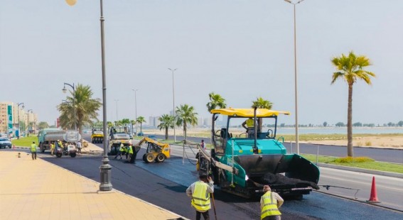 بلدية الخبر تواصل تطوير وإعادة تأهيل طريق الملك فهد بلدية الخبر تواصل تطوير وإعادة تأهيل طريق الملك فهد