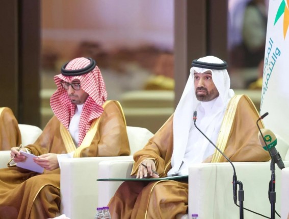 الراجحي يلتقي برجال وسيدات الأعمال في عسير لتعزيز التمكين والاستثمار