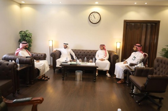 اجتماع موسع بين بيئة الطائف و«هدف» لبحث فرص التعاون وتنمية الكوادر الوطنية