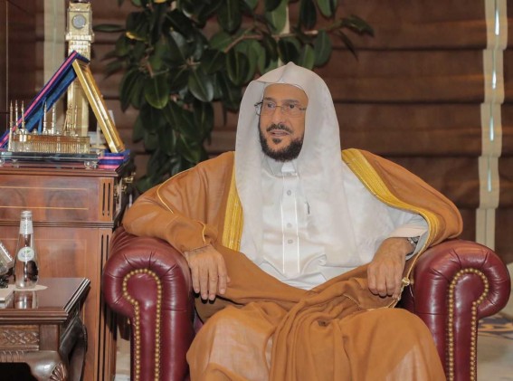 خطباء الجوامع يتحدثون عن حقوق كبار السن وواجب المجتمع تجاههم