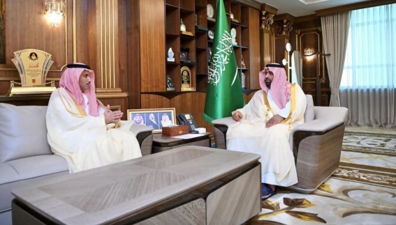 أمير جازان يشيد بدور الهيئة العامة للموانئ في دعم الاقتصاد الوطني