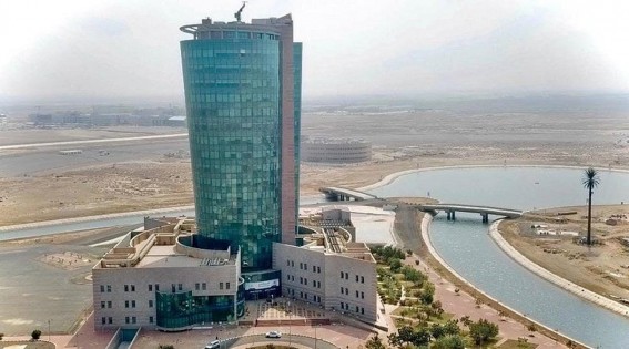 جامعة جازان تحتفي باليوم الوطني عبر الشعر والفن والإلقاء