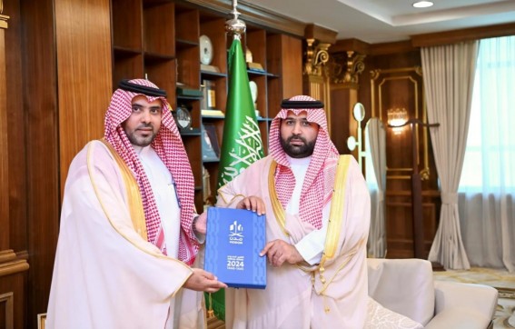 أمير منطقة جازان يستقبل الرئيس التنفيذي لشركة تجمع مطارات الثاني