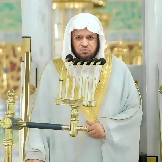 خطيب المسجد النبوي: القرآن شاهد على الكتب ومهيمن عليها