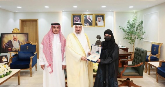أمير نجران يُشيد بتميز طلاب المنطقة ويؤكد دعم القيادة للتعليم