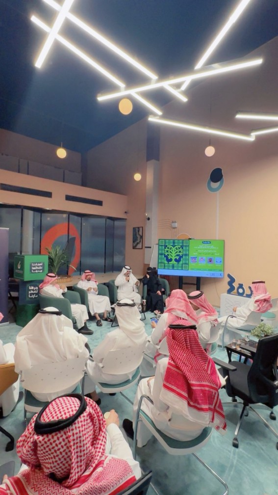 جمعية الأدب تقيم أمسية شعرية وطنية بعنوان “نبض الشعر في حب الوطن” بتبوك