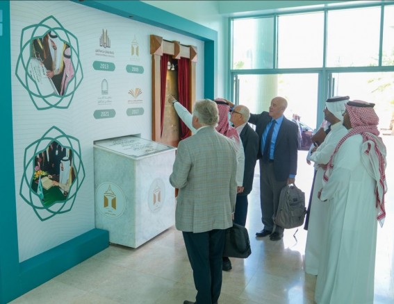 اللجنة الإستراتيجية تزور جامعة الأمير سطام اللجنة الإستراتيجية تزور جامعة الأمير سطام