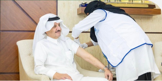 أمير الشرقية يدشّن حملة التطعيم ضد الأنفلونزا الموسمية