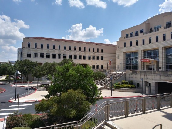 جامعة تكساس في أرسلتن تمنح منحة بـ1.3 مليون دولار لدراسة النيوترينوات جامعة تكساس في أرسلتن تمنح منحة بـ1.3 مليون دولار لدراسة النيوترينوات
