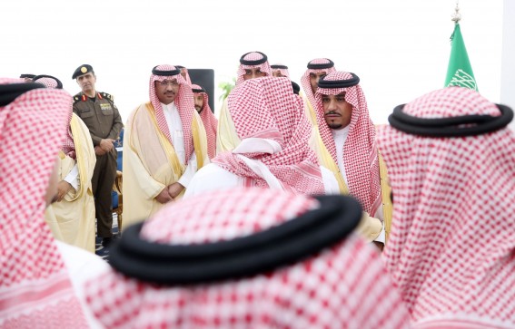 نائب أمير نجران يلتقي أهالي ومسؤولي بدر الجنوب