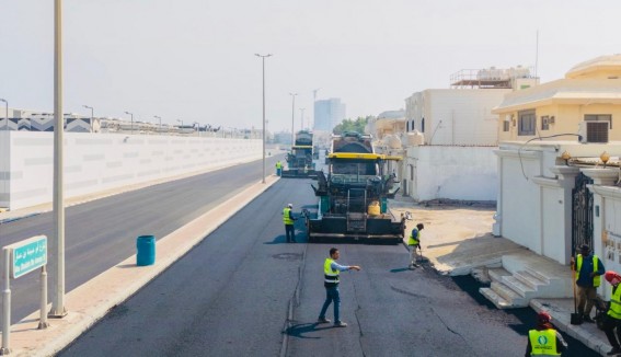 بلدية الخبر تواصل تنفيذ برنامج تطوير الأحياء في حي الجسر