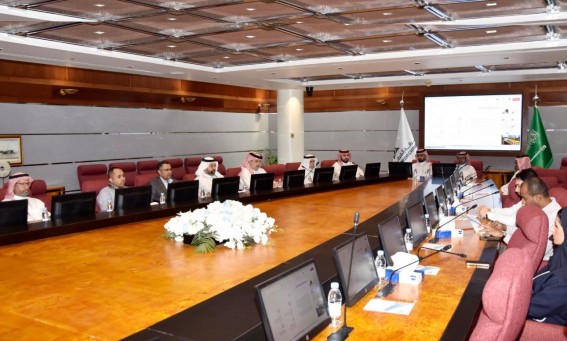 ورشة عمل لغرفة الشرقية حول الإحصاء والتحليل