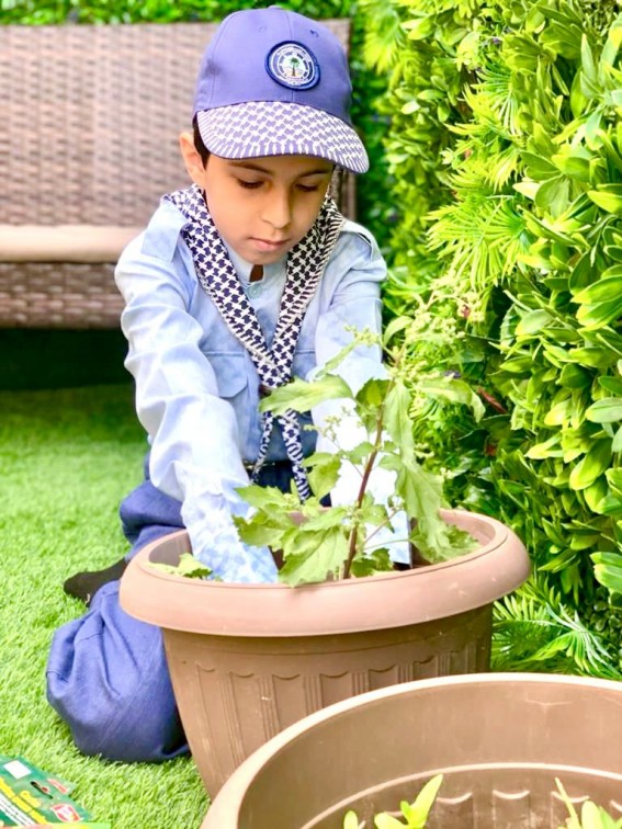 نبض العطاء.. كيف صار التطوع لغة الوطن؟ نبض العطاء.. كيف صار التطوع لغة الوطن؟