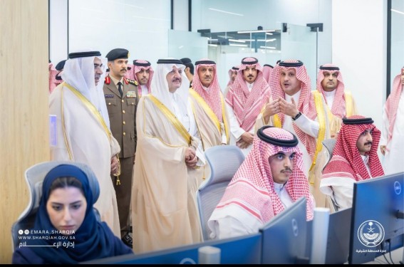 أمير الشرقية يفتتح مركز الصورة التشغيلية بالخبر ويطلع على مشاريع التحول الرقمي