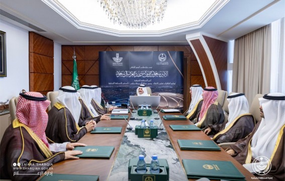 أمير الشرقية يرعى توقيع اتفاقيات إنشاء جسور للمشاة بالخبر
