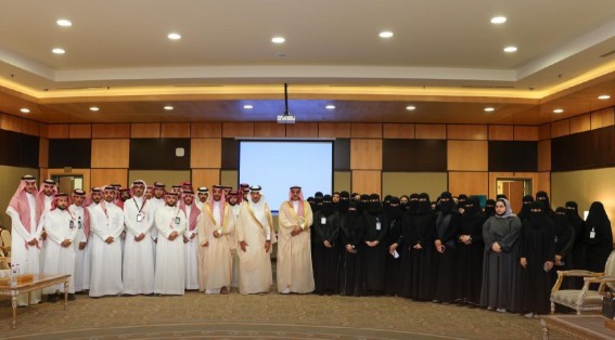أمانة عسير تشيد بتميز خريجيها والمتدربين والمتطوعين أمانة عسير تشيد بتميز خريجيها والمتدربين والمتطوعين
