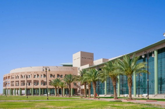 جامعة الحدود الشمالية تبتكر نظاماً نوعياً لتعزيز أداء الألواح الشمسية