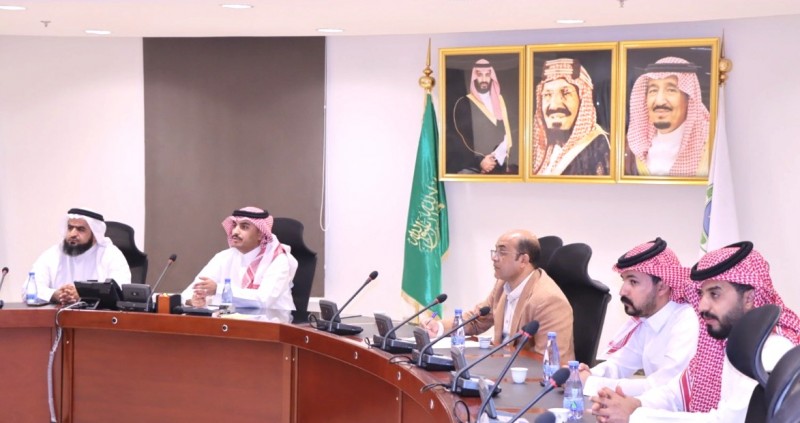 بلدية خميس مشيط تستضيف فريق PMO للتدريب على منصة نبني