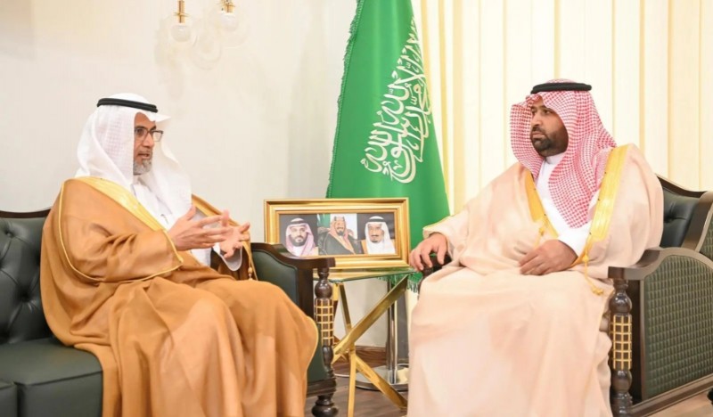 أمير جازان يستقبل الرئيس التنفيذي لهيئة المساحة الجيولوجية أمير جازان يستقبل الرئيس التنفيذي لهيئة المساحة الجيولوجية